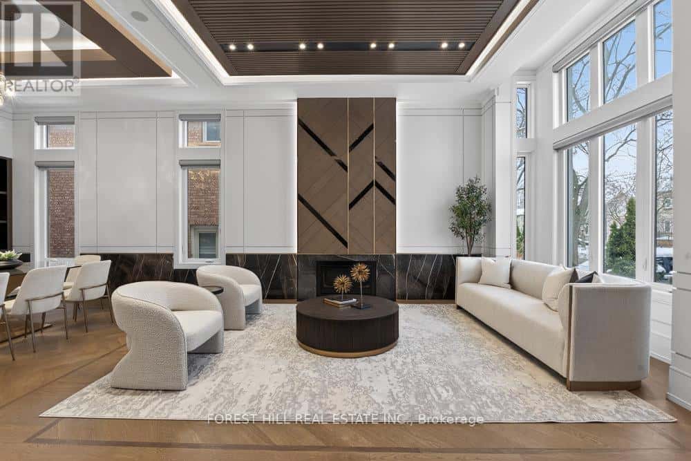 Toronto (Willowdale East) — Toronto (Willowdale East) - Photo 4 of 41