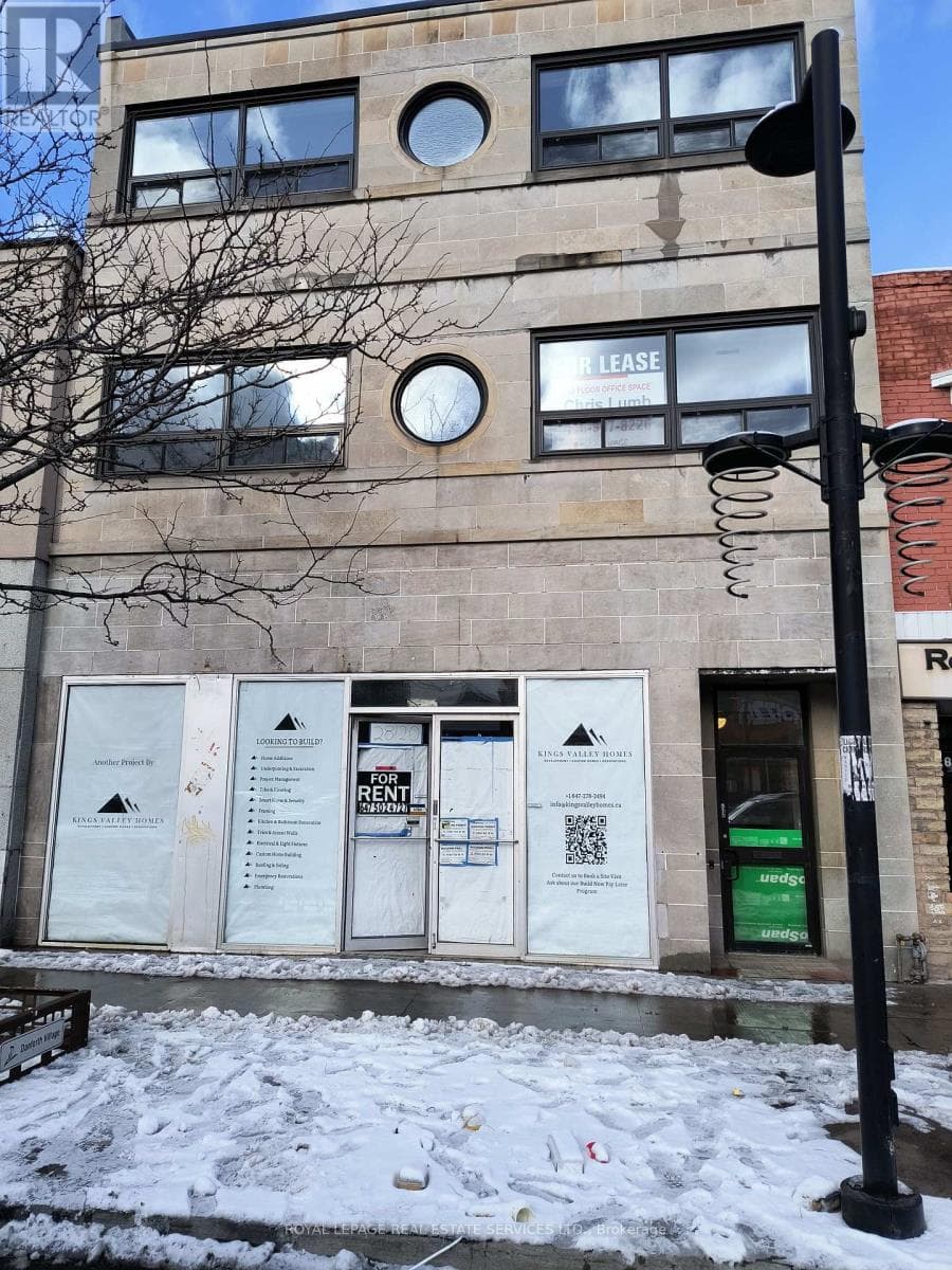 201 - 2820 DANFOTH AVENUE — Toronto (East End-Danforth) - Main photo