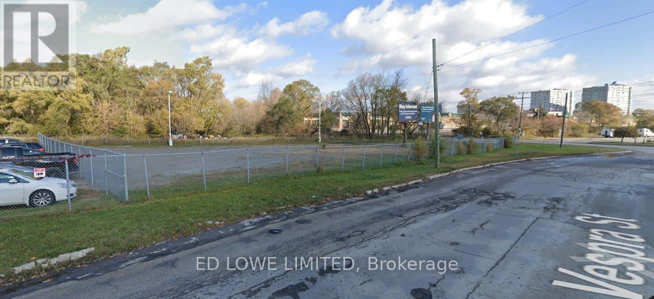 Barrie (0 East) — Barrie (0 East) - Photo 2 of 2