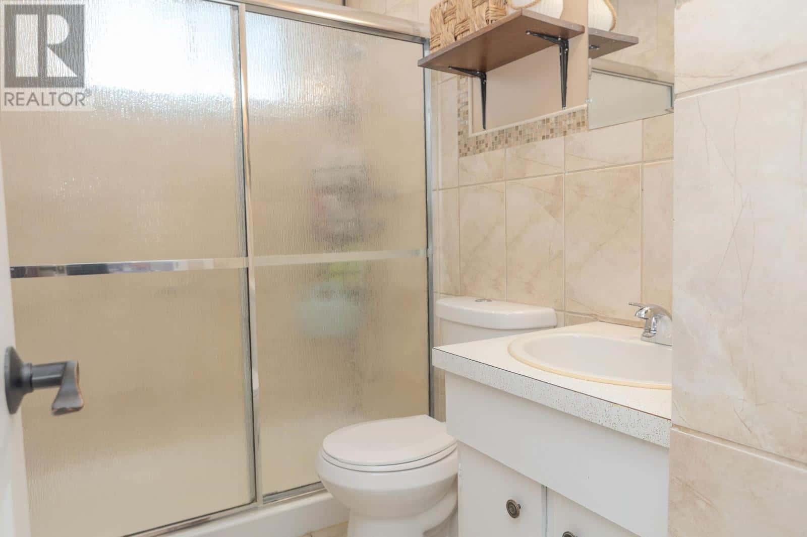 Sault Ste. Marie — Sault Ste. Marie - Photo 2 of 39