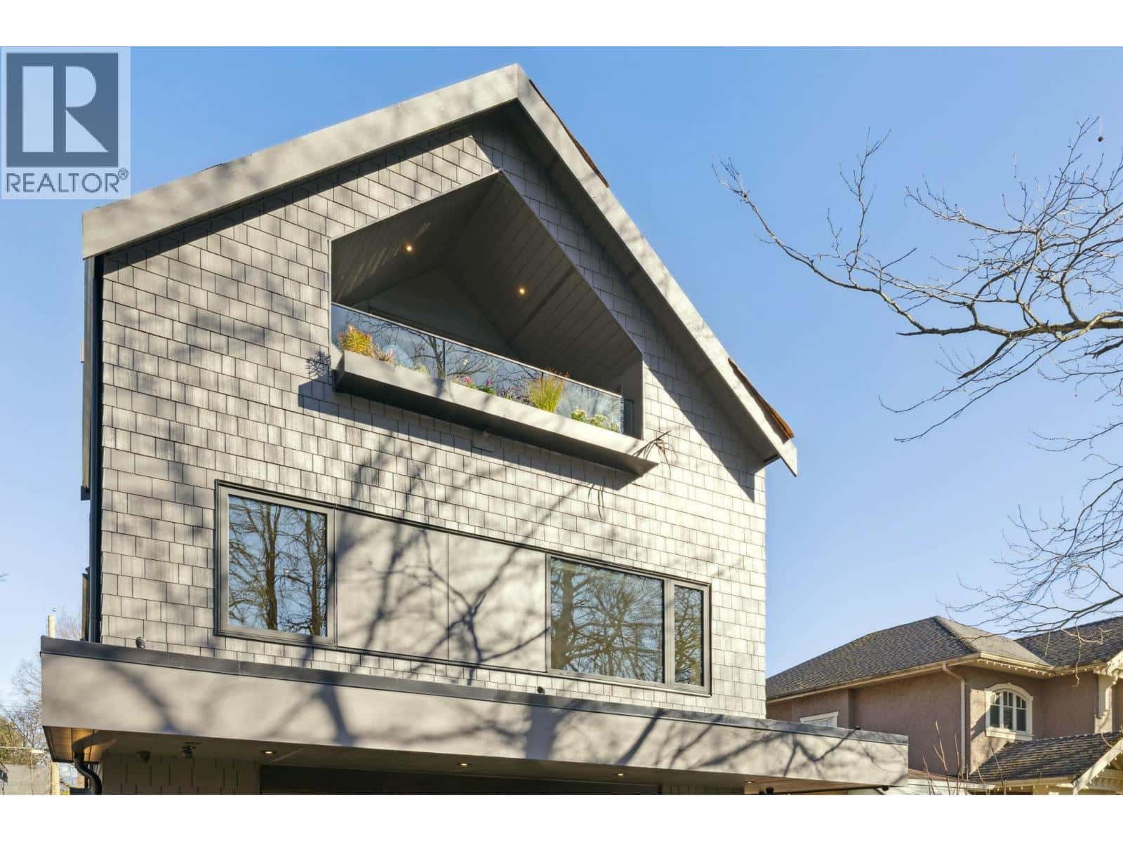 Vancouver — Vancouver - Photo 3 of 31