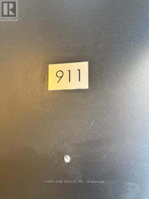 Pickering (Duffin Heights) — Pickering (Duffin Heights) - Photo 2 of 14