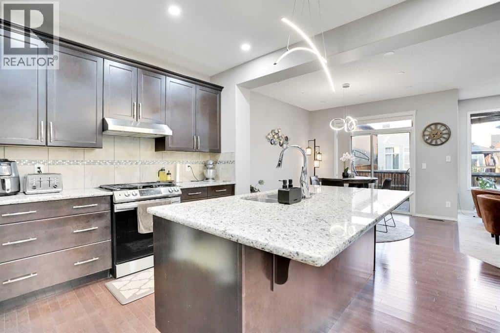 124 Skyview Shores Road NE — Calgary, Alberta - Photo 5 of 36