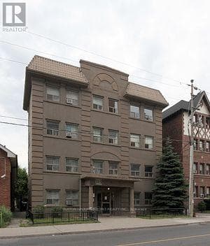 Toronto (Humewood-Cedarvale) — Toronto (Humewood-Cedarvale) - Main photo