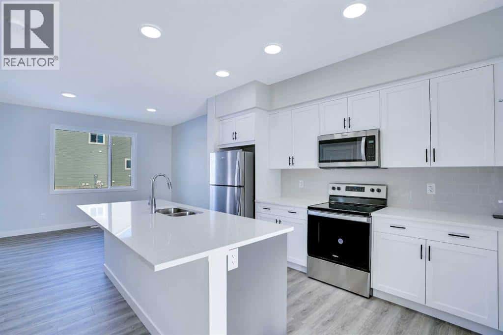 Calgary — Calgary - Photo 2 of 44