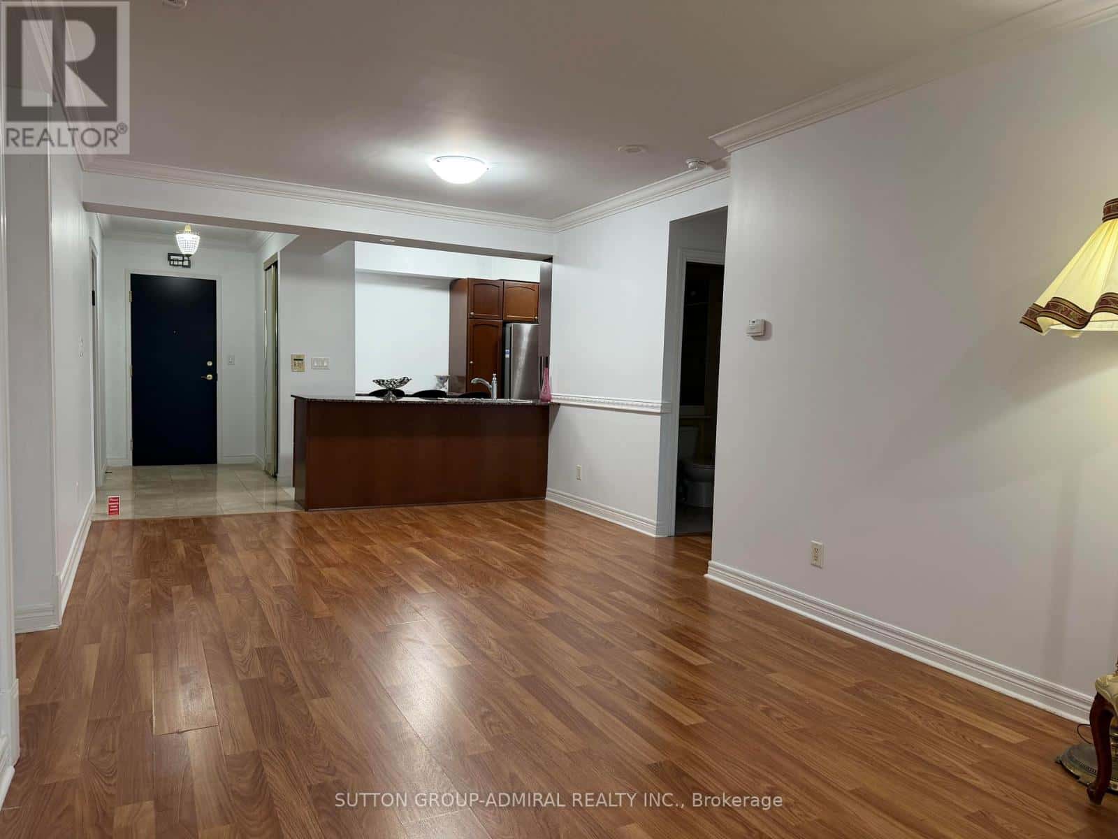 Vaughan (Brownridge) — Vaughan (Brownridge) - Photo 2 of 18