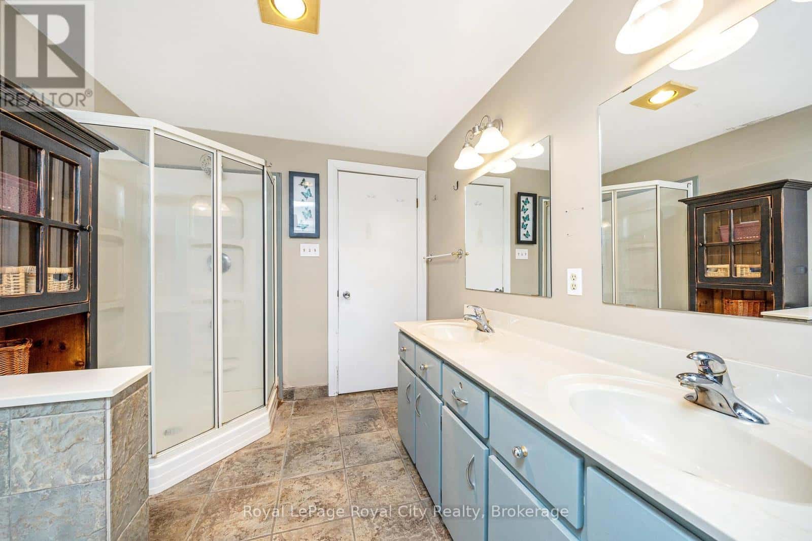 Guelph/Eramosa (Rockwood) — Guelph/Eramosa (Rockwood) - Photo 5 of 49