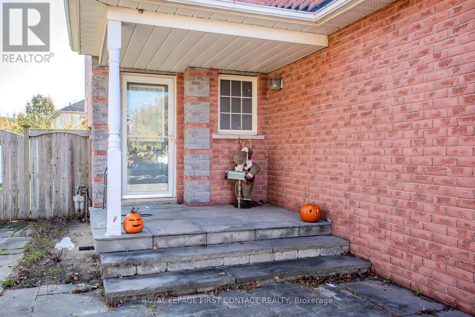 63 GORE DRIVE — Barrie (Ardagh), Ontario - Photo 5 of 46