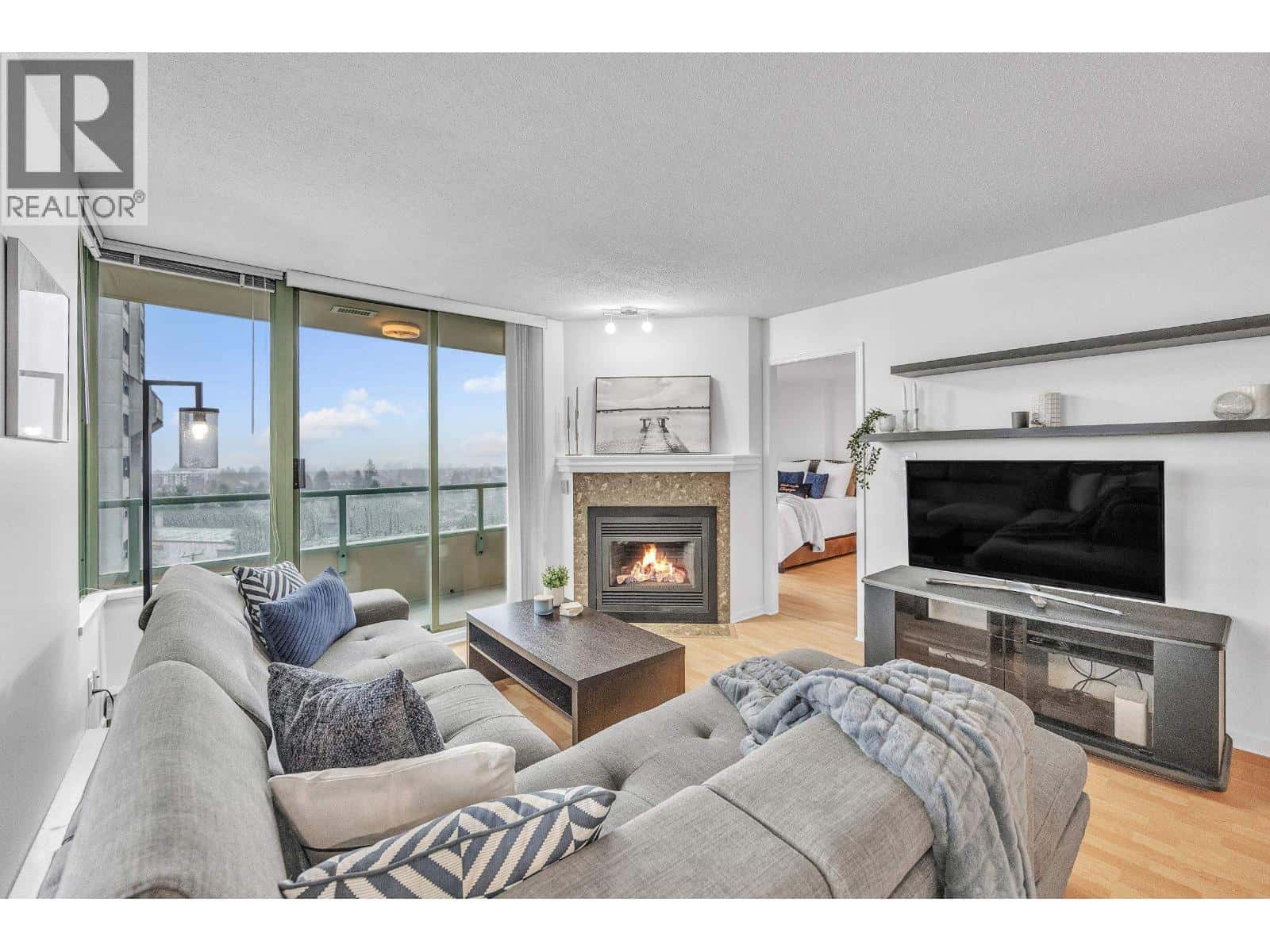 1140 7288 ACORN AVENUE — Burnaby, British Columbia - Photo 3 of 40