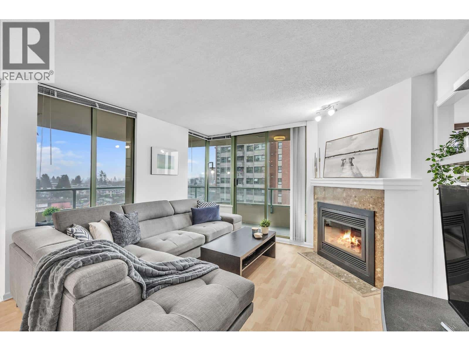 1140 7288 ACORN AVENUE — Burnaby, British Columbia - Photo 5 of 40