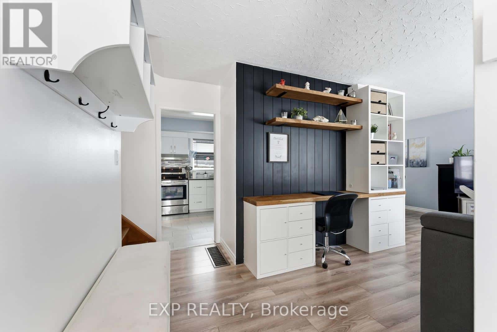 1 NELLES AVENUE — Quinte West (Sidney Ward), Ontario - Photo 5 of 39