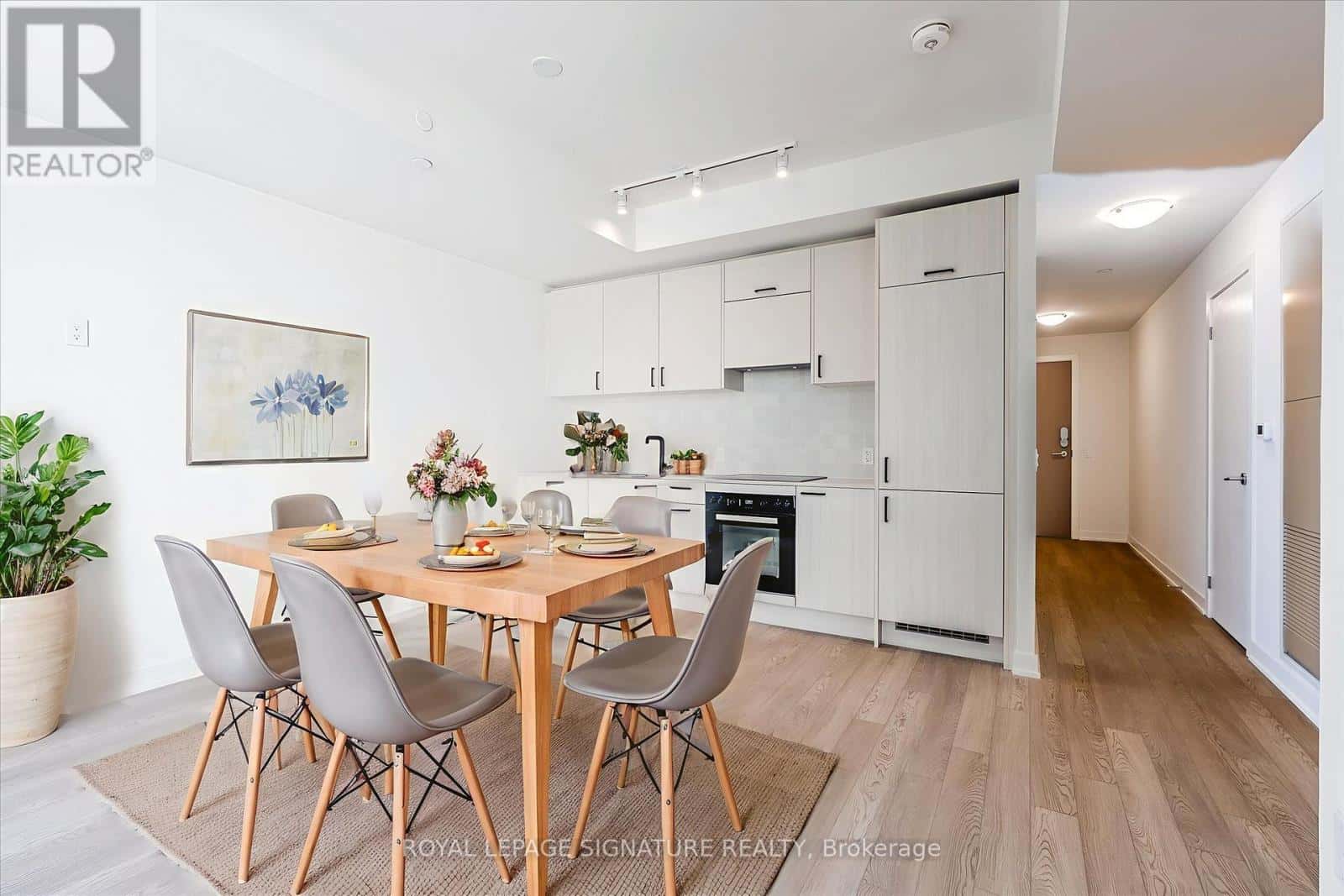 Toronto (Banbury-Don Mills) — Toronto (Banbury-Don Mills) - Photo 4 of 25