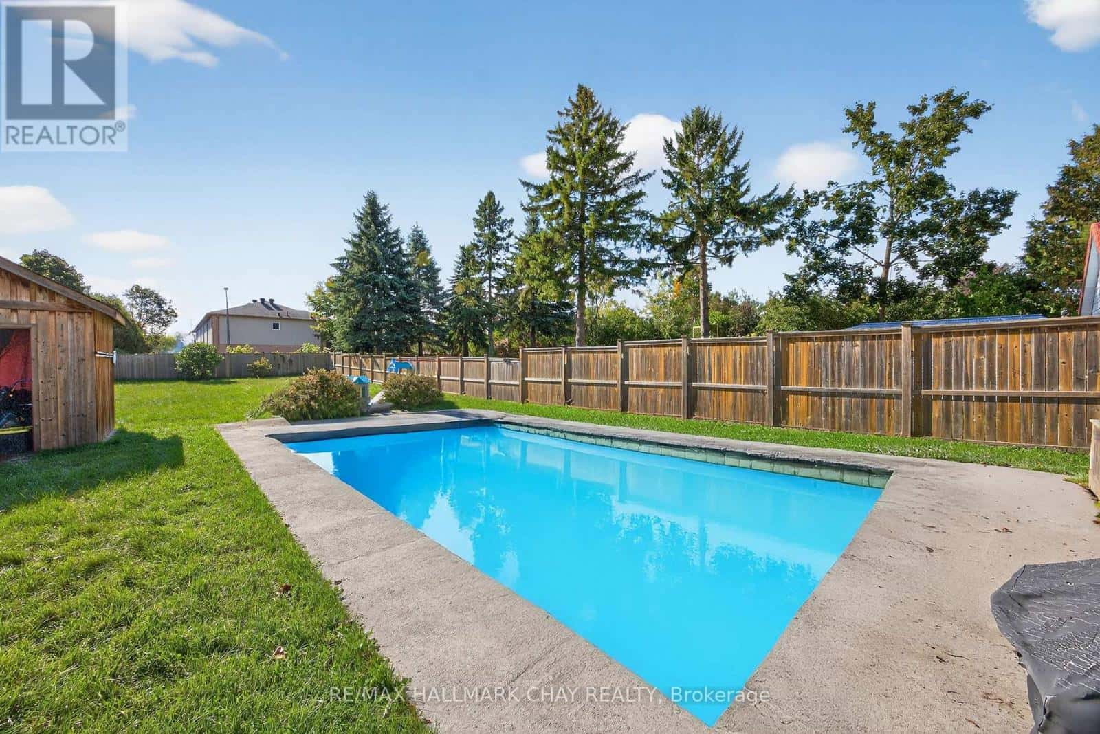 Orillia — Orillia - Photo 5 of 23