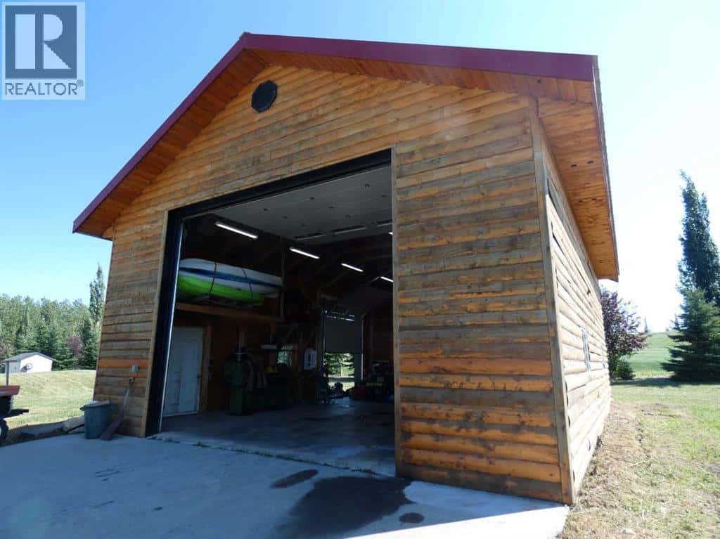 #14, 70539 Rge Rd 250 — Rural Greenview No. 16, M.D. of, Alberta - Photo 4 of 20