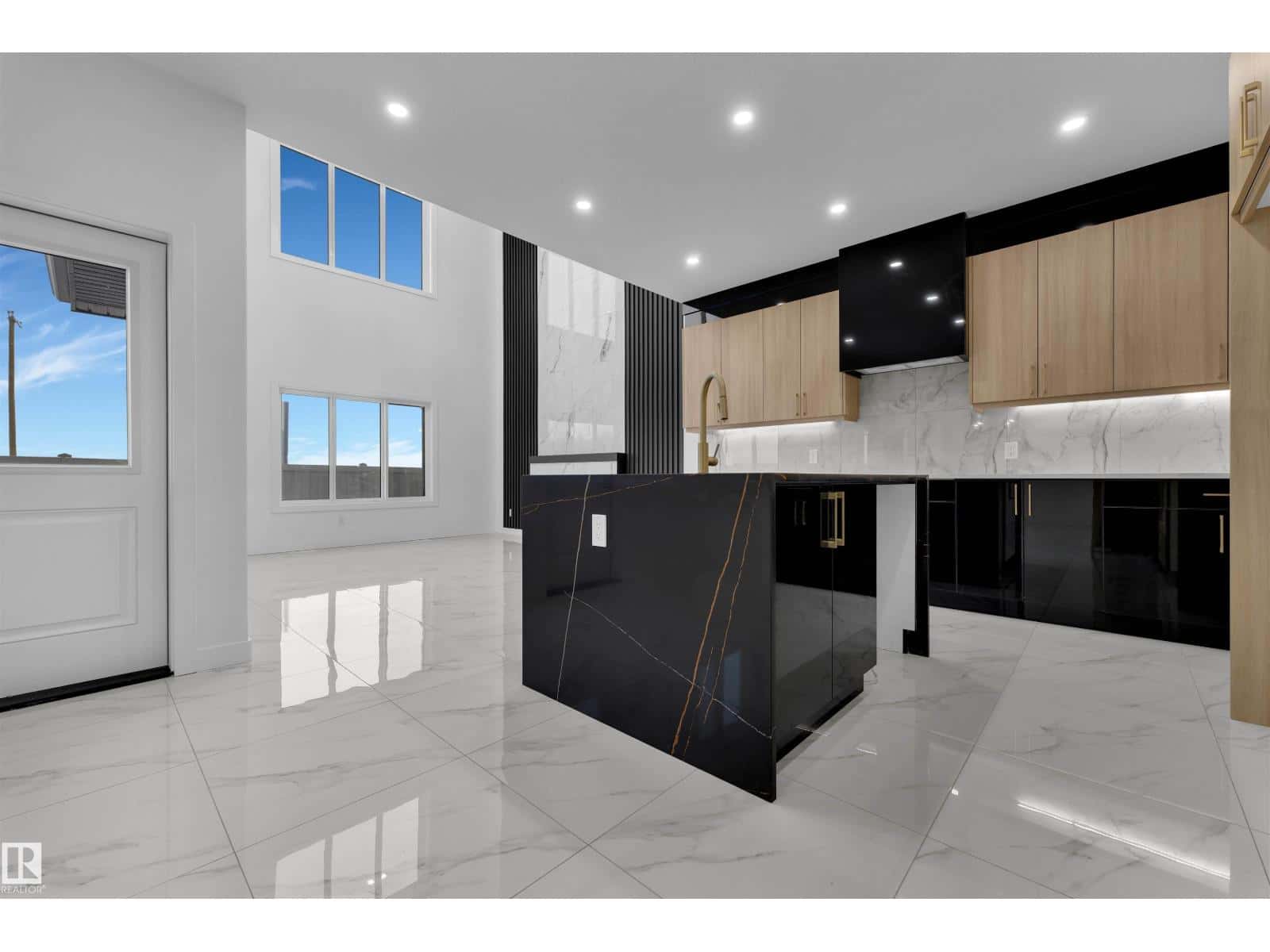 Beaumont — Beaumont - Photo 5 of 43