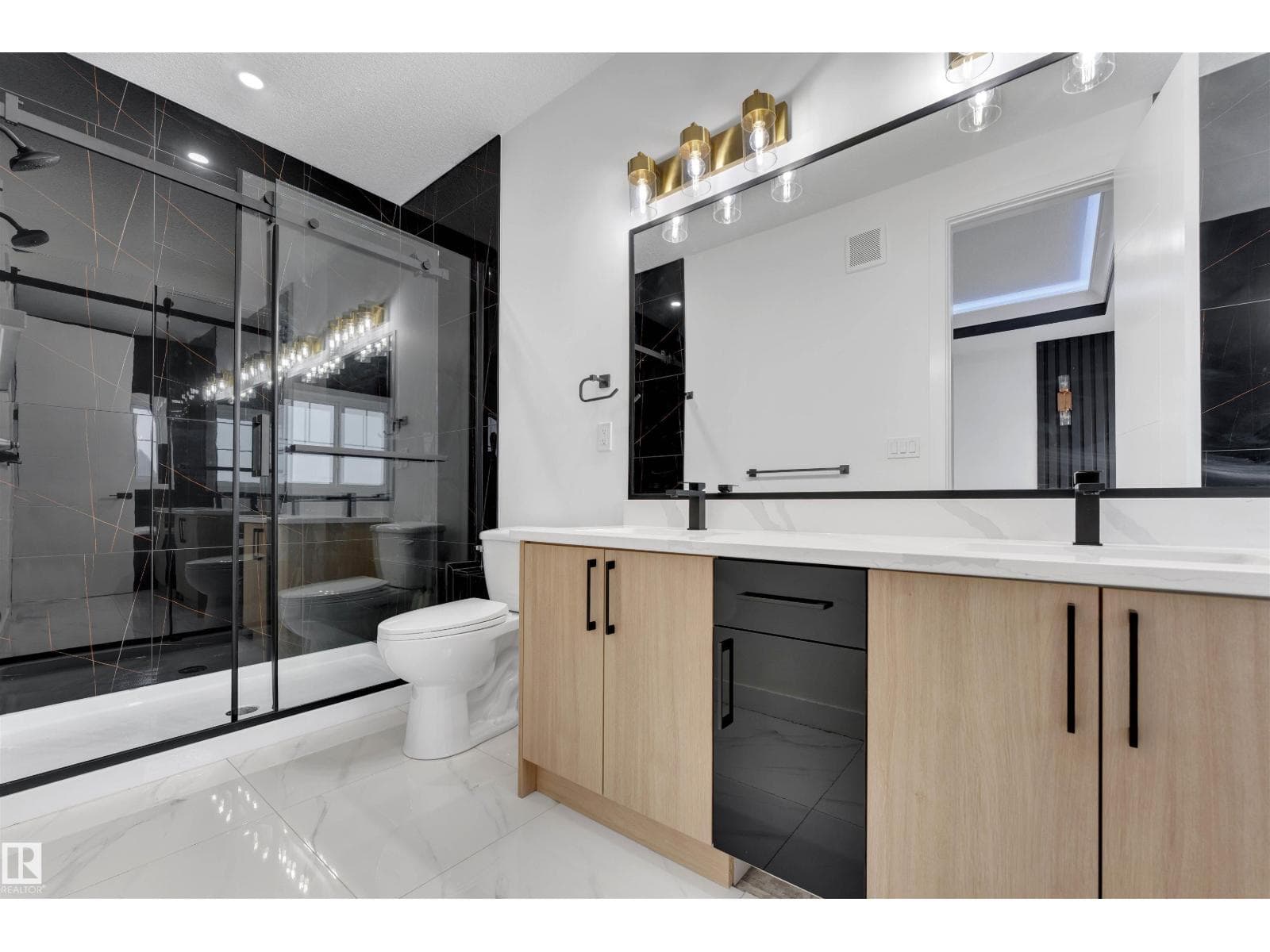 Beaumont — Beaumont - Main photo