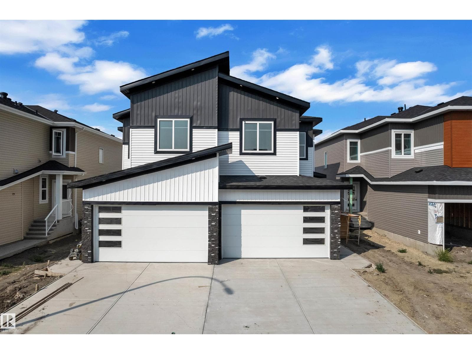 1914 155 AV NW — Edmonton - Main photo