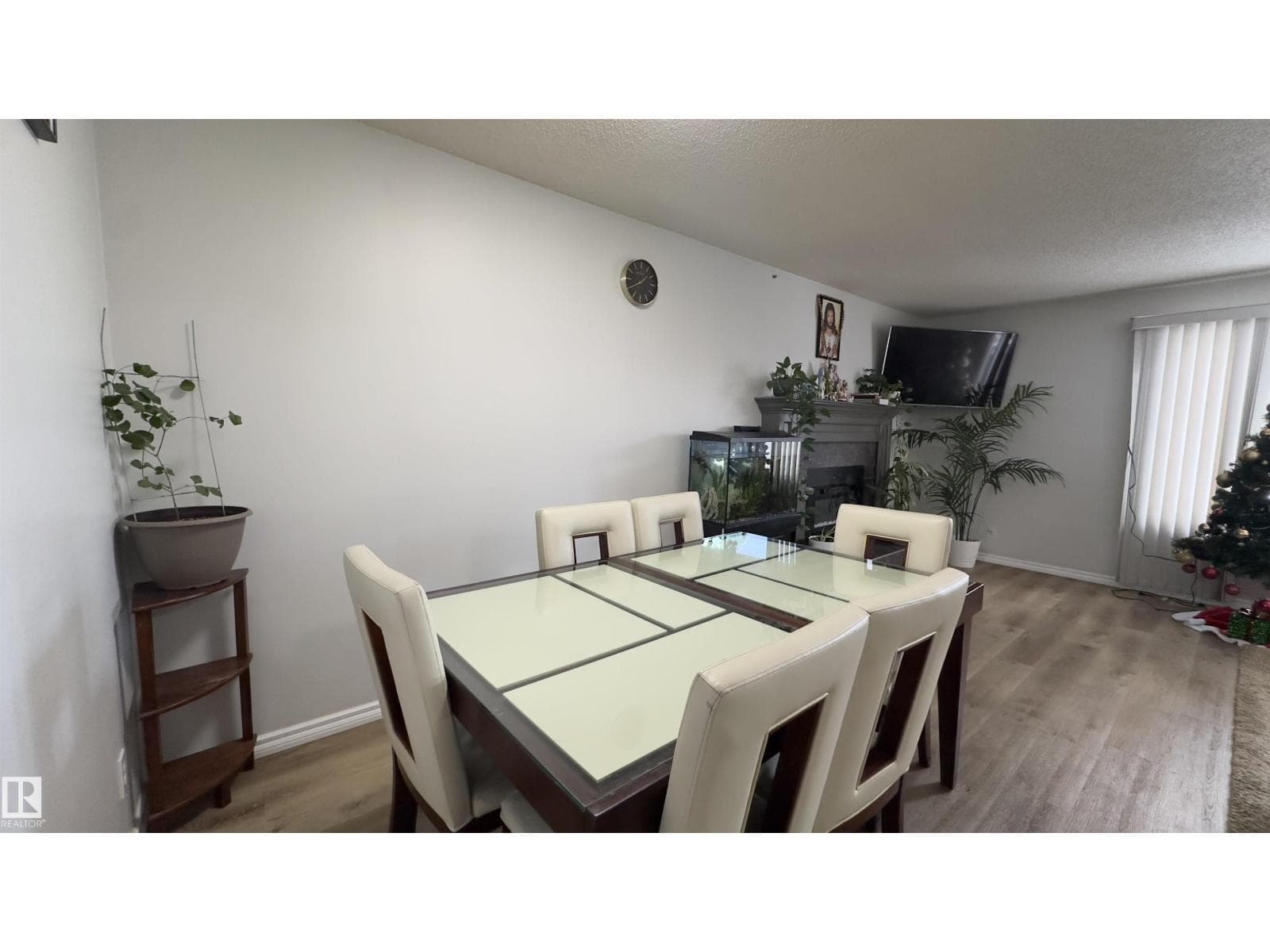 Edmonton — Edmonton - Main photo