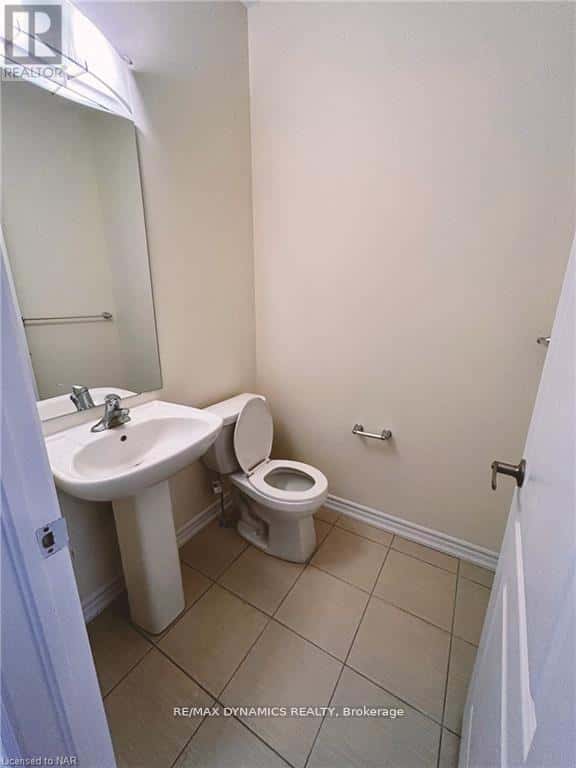 29 SUN HAVEN LANE — Thorold (Rolling Meadows) - Photo 5 of 17