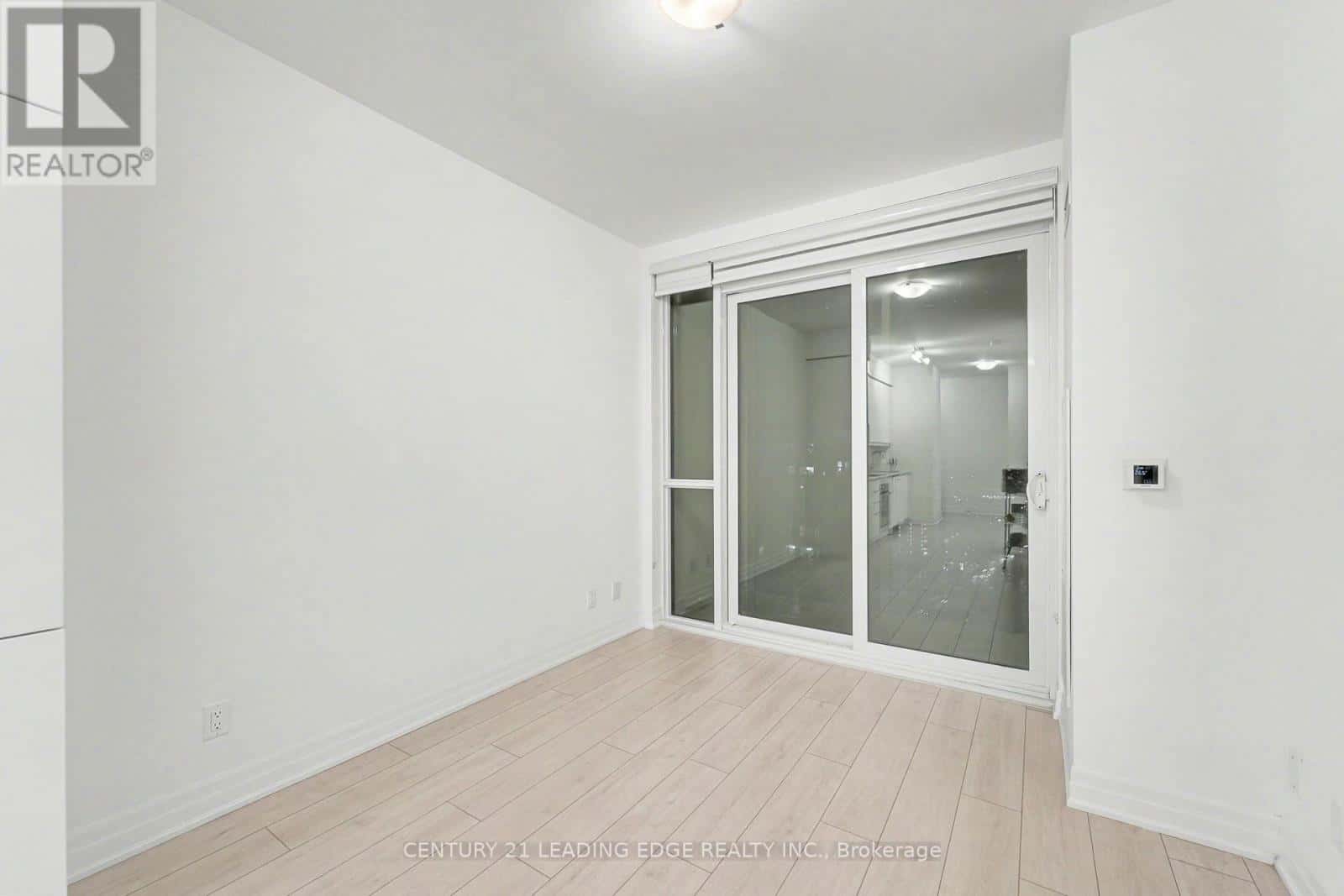 3006 - 30 ELM DRIVE W — Mississauga (Fairview) - Photo 5 of 21