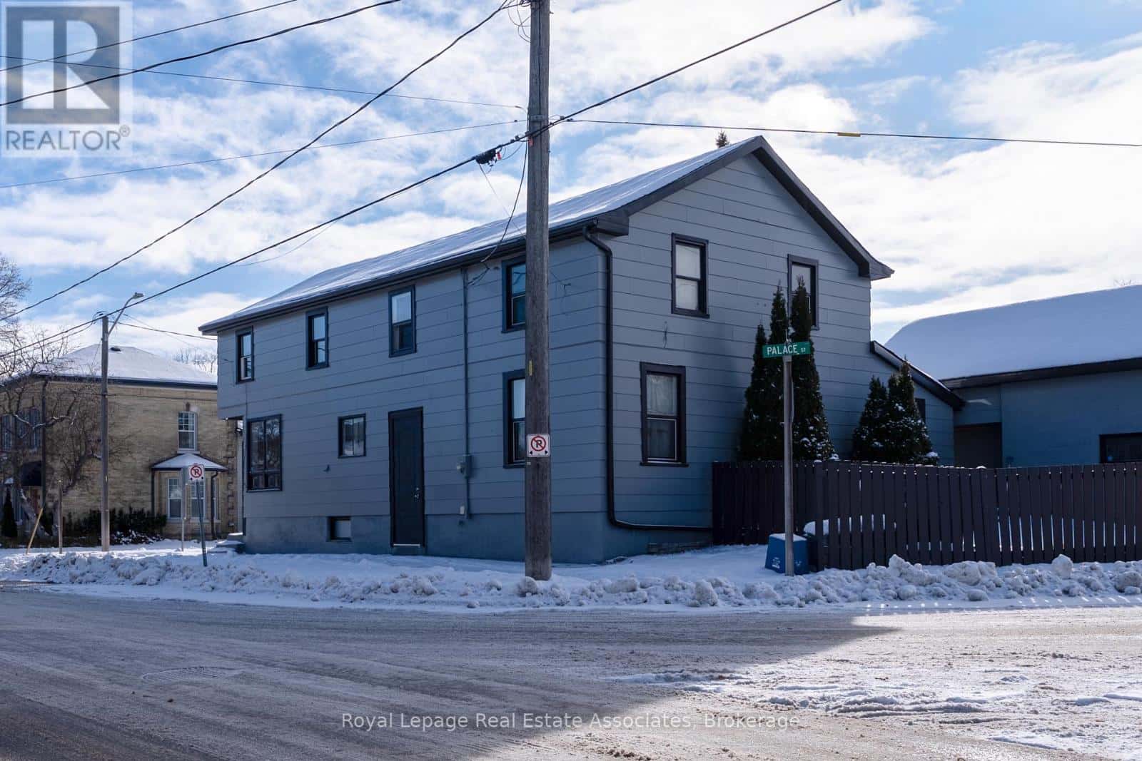 Brantford — Brantford - Photo 3 of 21