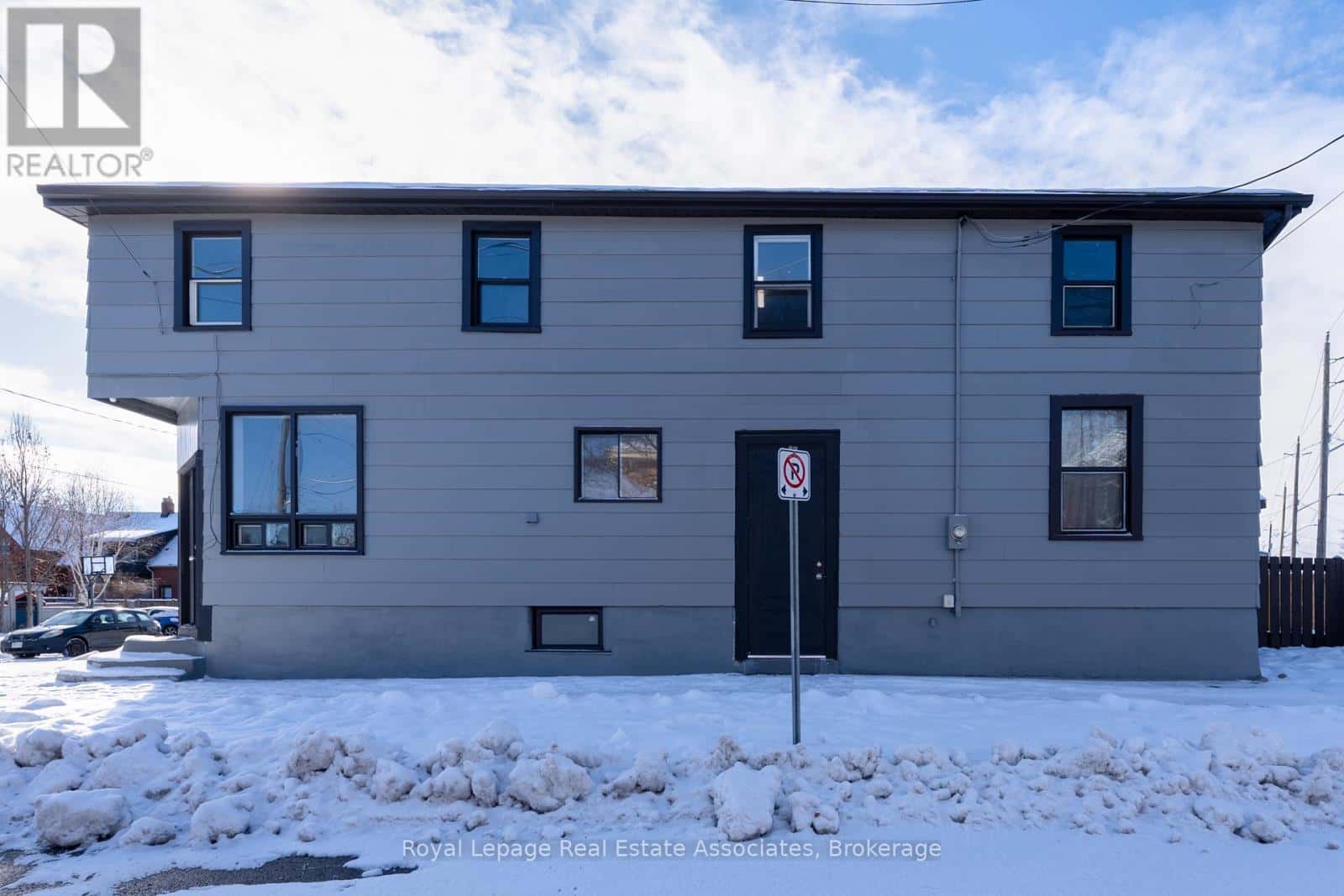 Brantford — Brantford - Photo 4 of 21