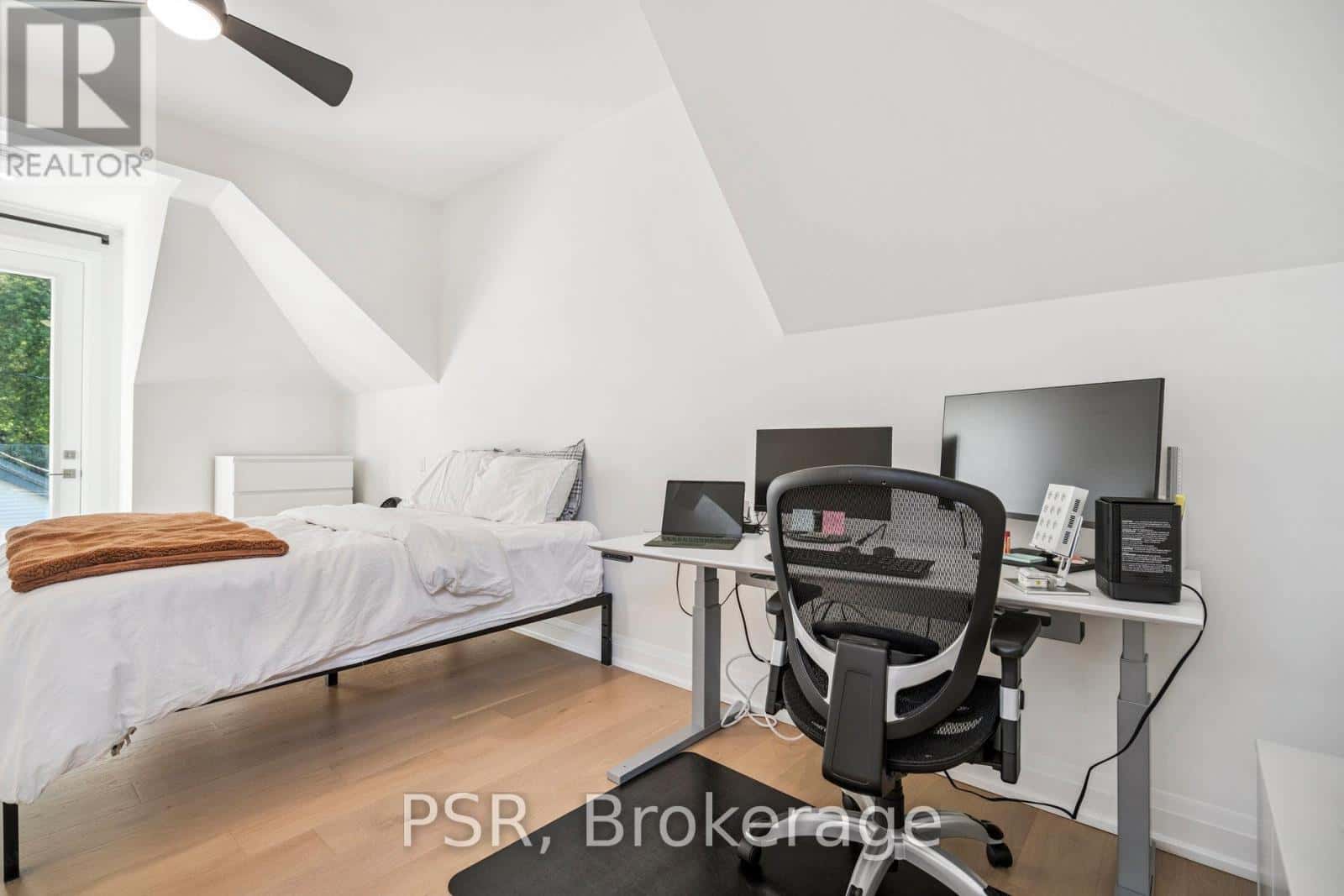 St. Catharines (Port Dalhousie) — St. Catharines (Port Dalhousie) - Photo 2 of 49