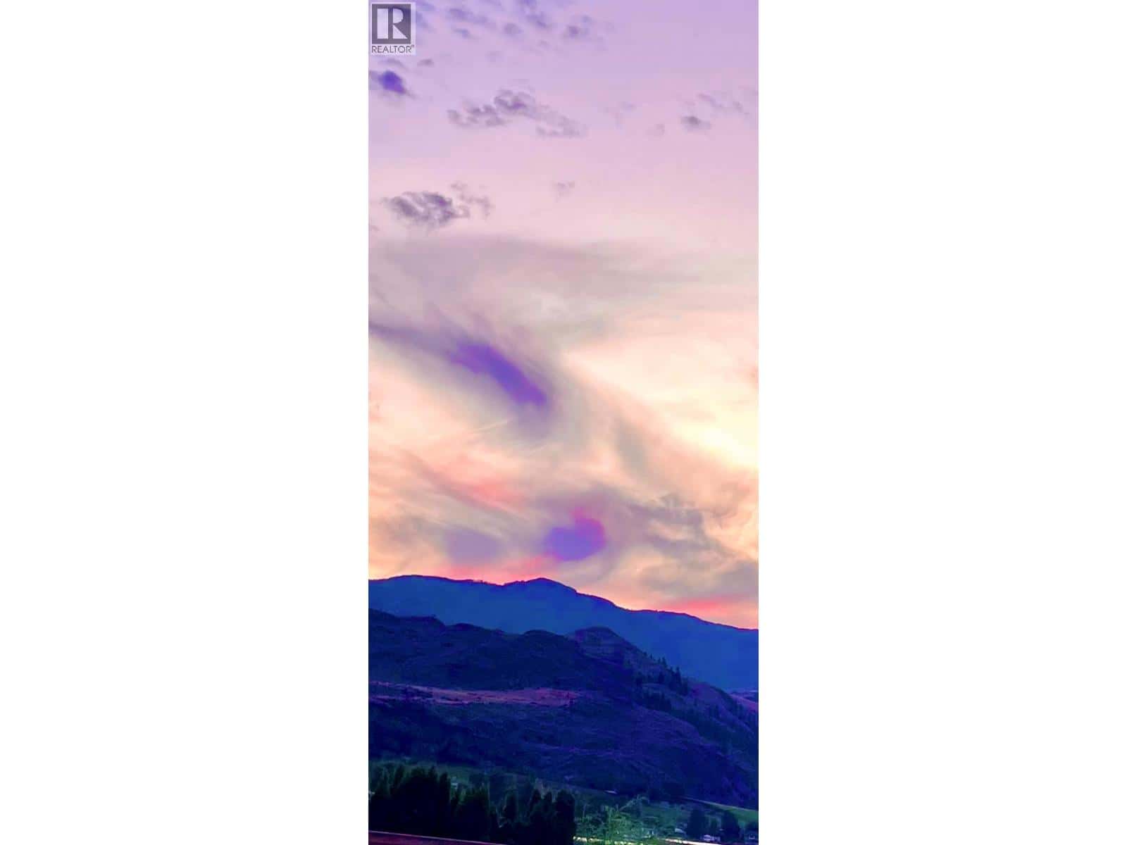 Osoyoos — Osoyoos - Photo 2 of 12