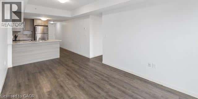 Hamilton — Hamilton - Photo 5 of 11