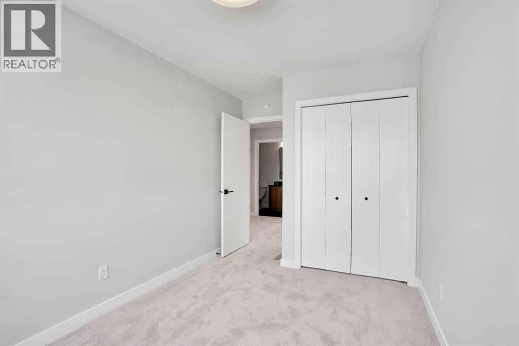 Airdrie — Airdrie - Photo 4 of 29