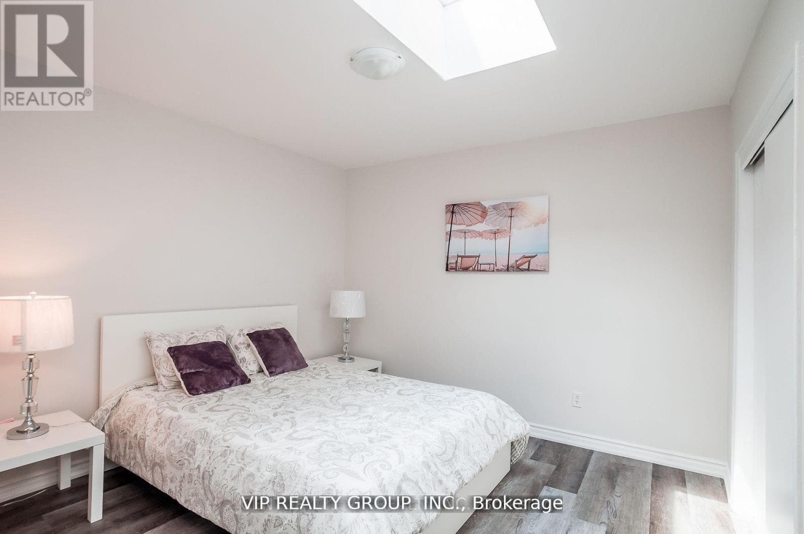 Toronto (Eglinton East) — Toronto (Eglinton East) - Main photo