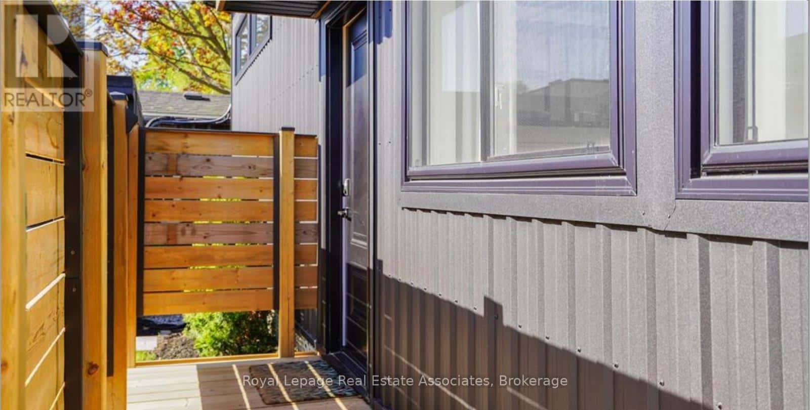 Kitchener — Kitchener - Photo 3 of 12