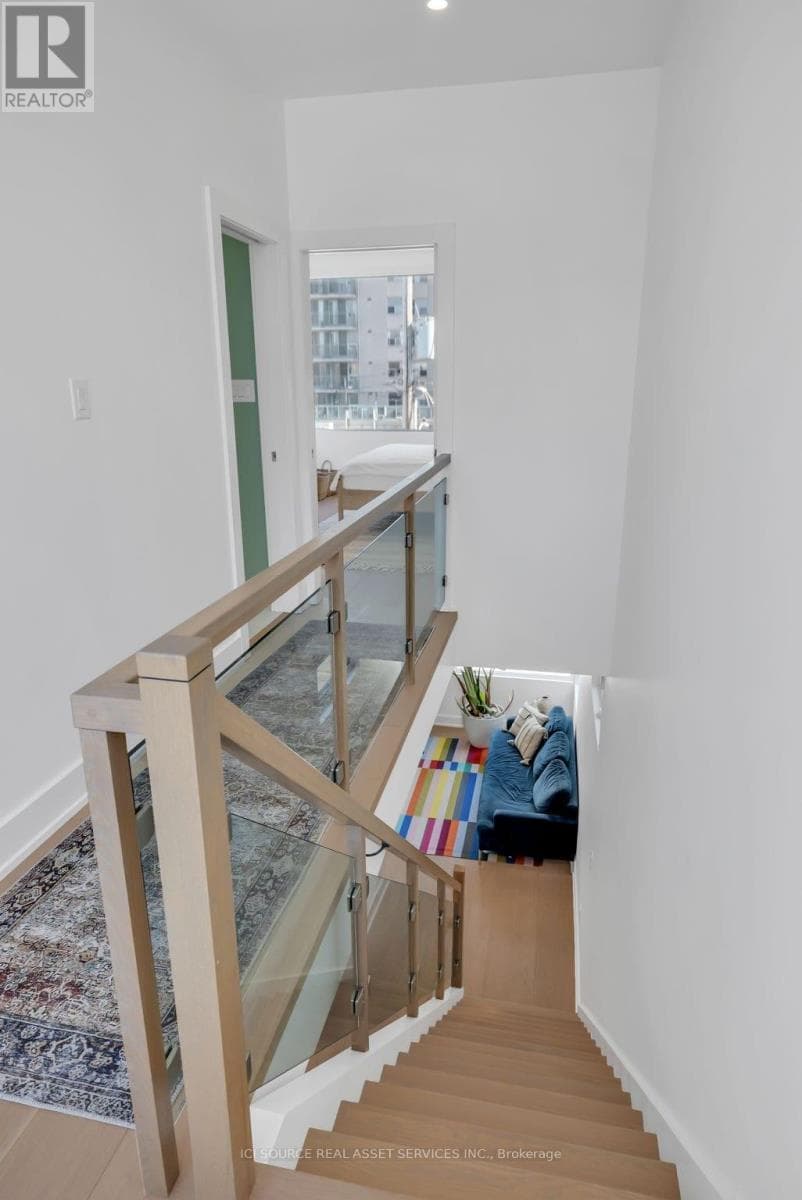 Ottawa — Ottawa - Main photo