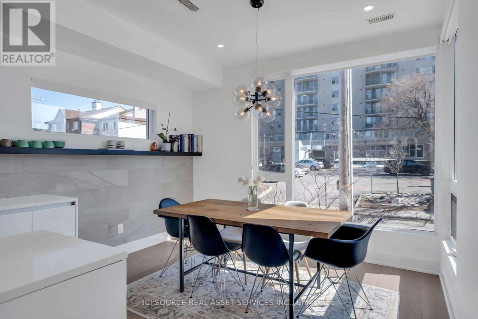 Ottawa — Ottawa - Photo 5 of 40