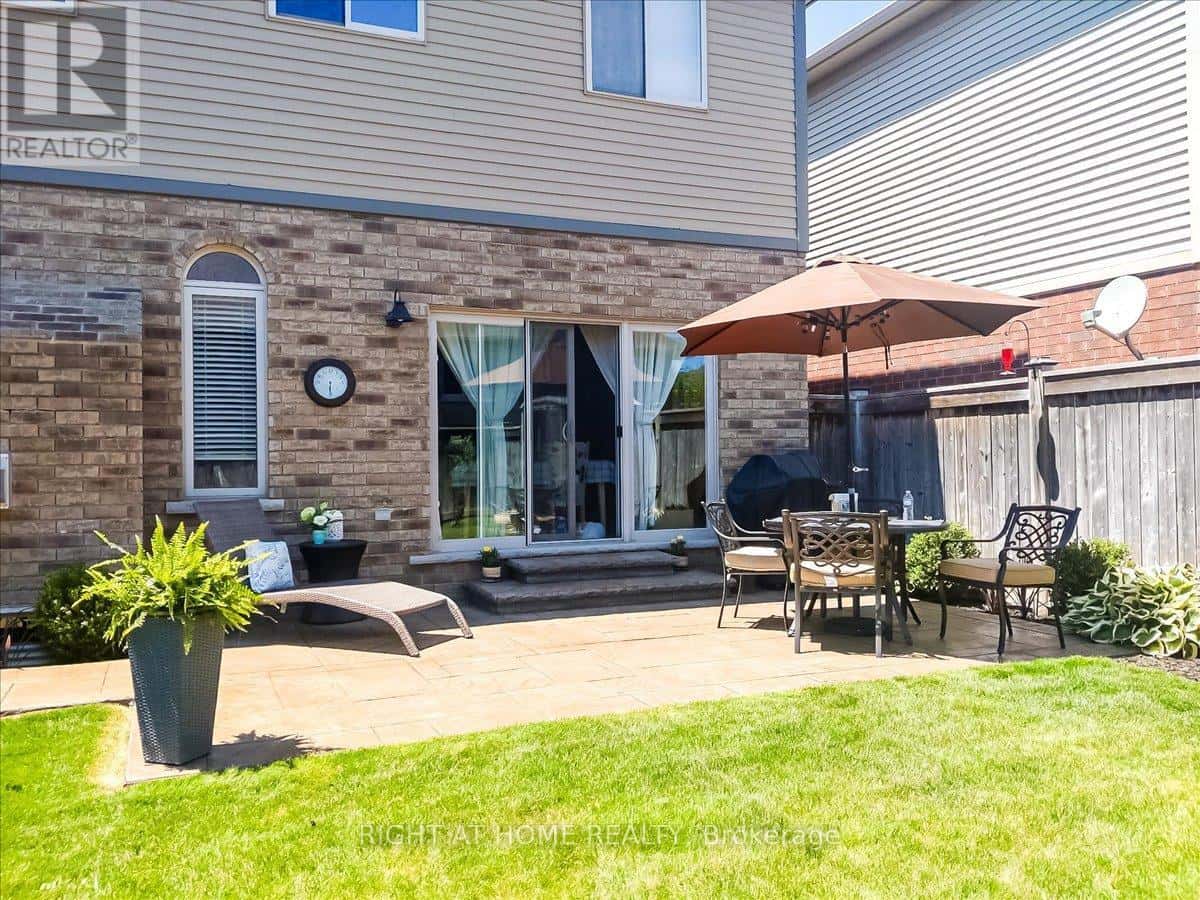 Hamilton (Binbrook) — Hamilton (Binbrook) - Photo 5 of 42