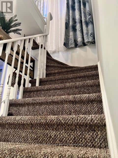 Brampton (Fletcher's West) — Brampton (Fletcher's West) - Photo 3 of 49