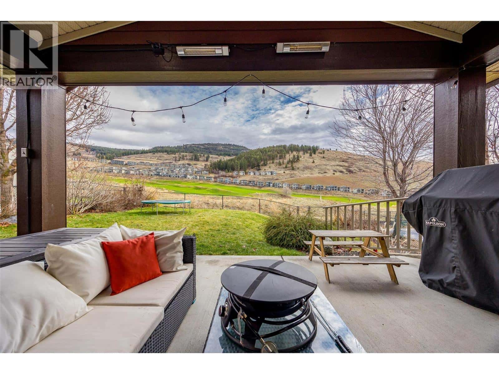 Kelowna — Kelowna - Photo 2 of 59