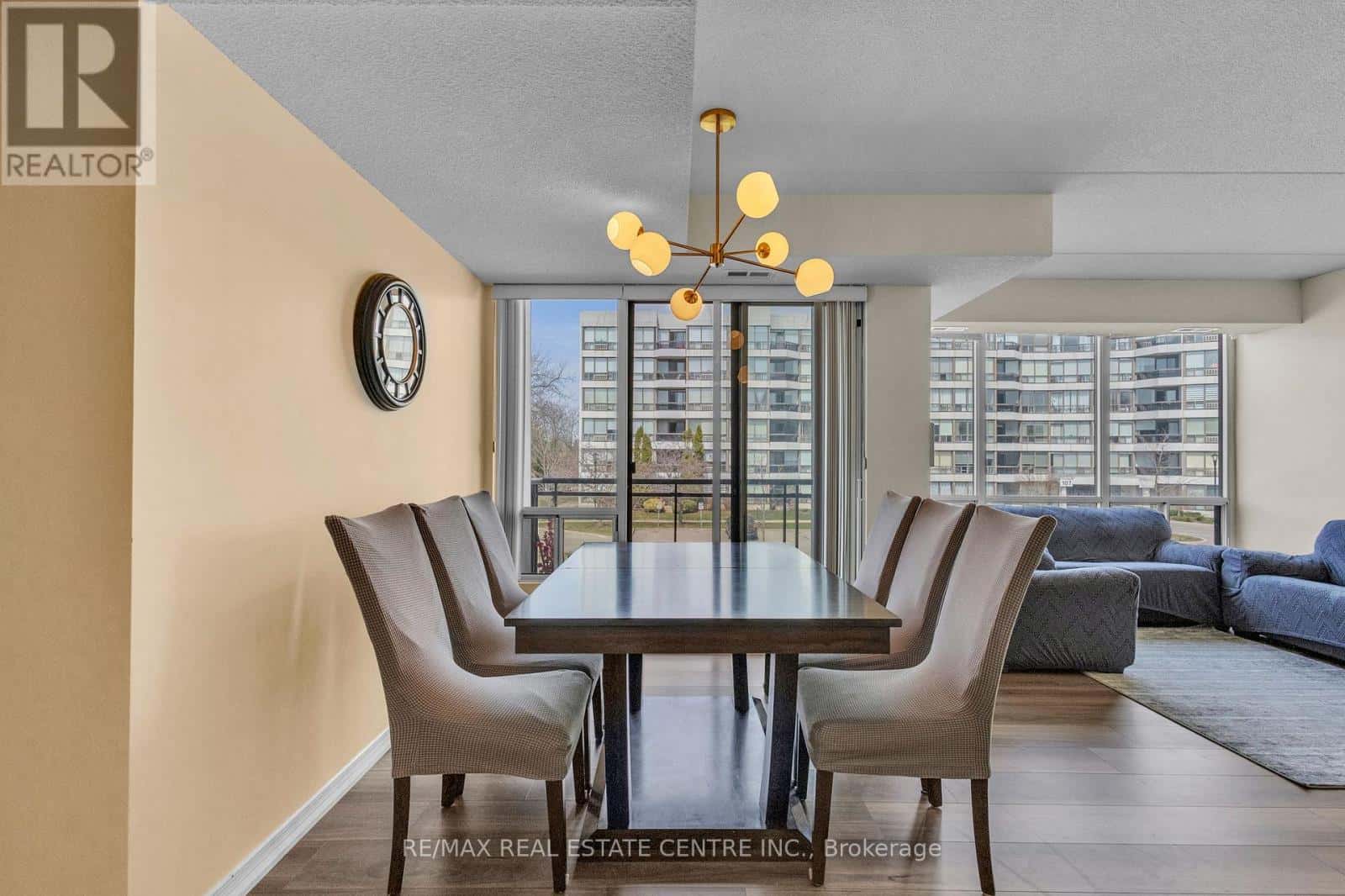 Guelph (Junction/Onward Willow) — Guelph (Junction/Onward Willow) - Photo 4 of 39