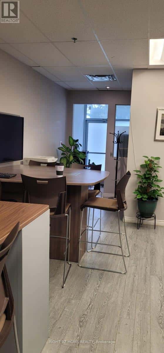 Toronto (York University Heights) — Toronto (York University Heights) - Photo 5 of 13