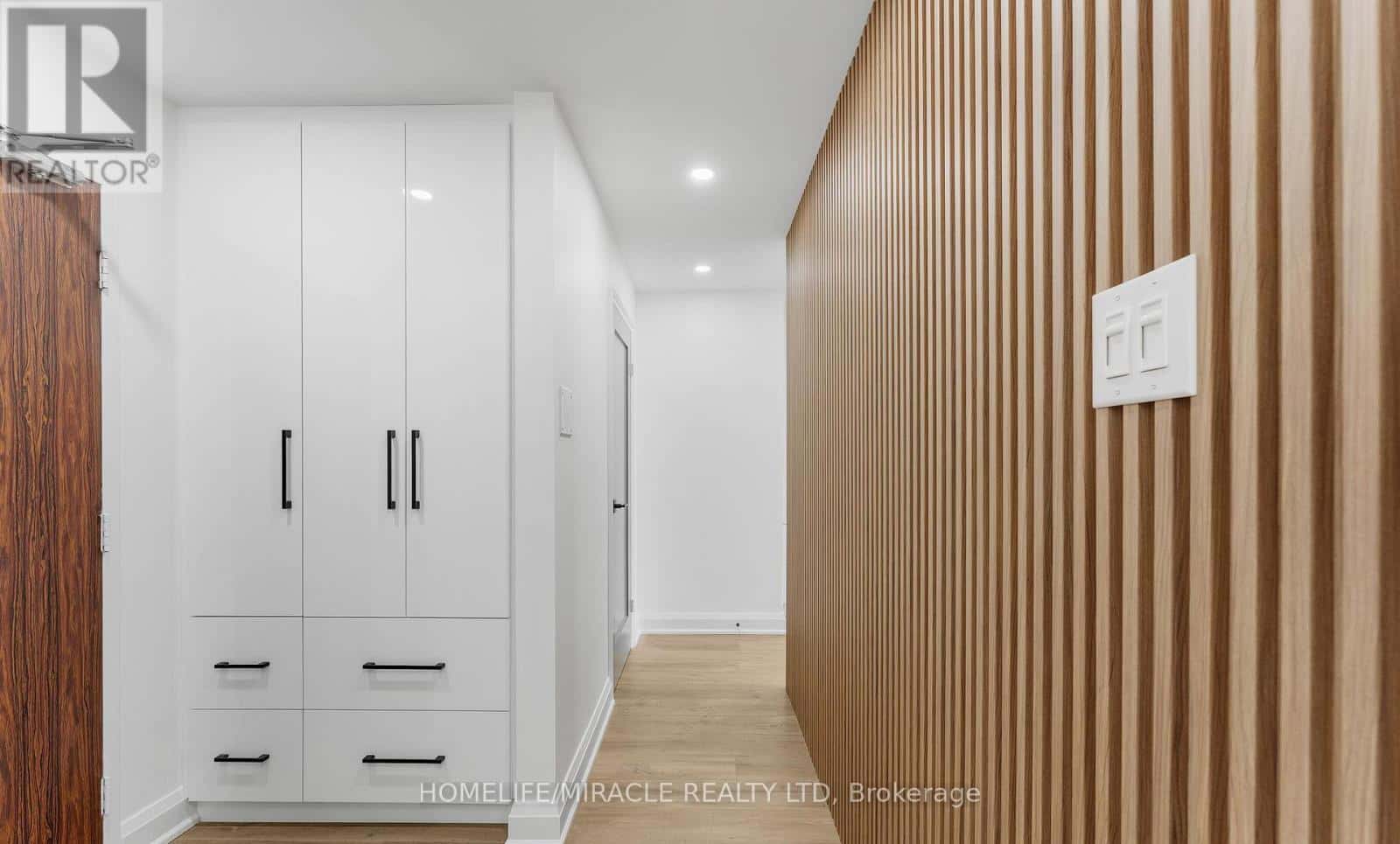 Brampton (Queen Street Corridor) — Brampton (Queen Street Corridor) - Photo 5 of 50