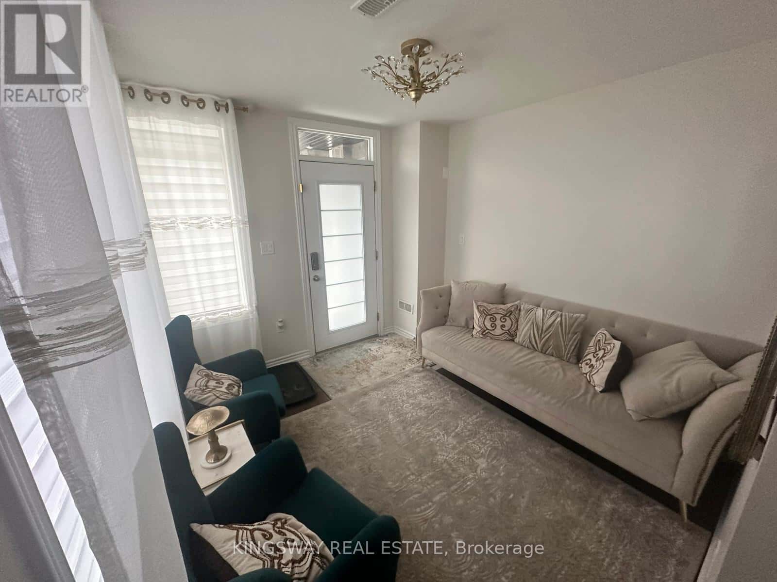 Hamilton (Stoney Creek Mountain) — Hamilton (Stoney Creek Mountain) - Photo 5 of 18