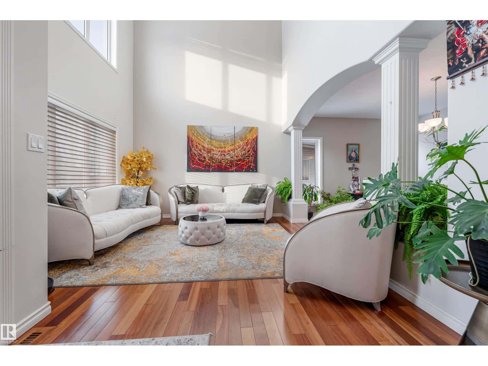 Edmonton — Edmonton - Photo 3 of 60