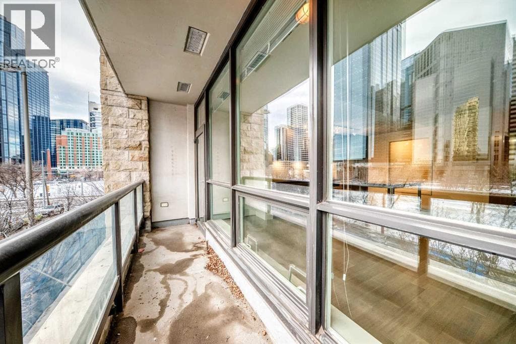 Calgary — Calgary - Main photo