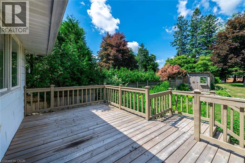 Ancaster — Ancaster - Photo 3 of 34