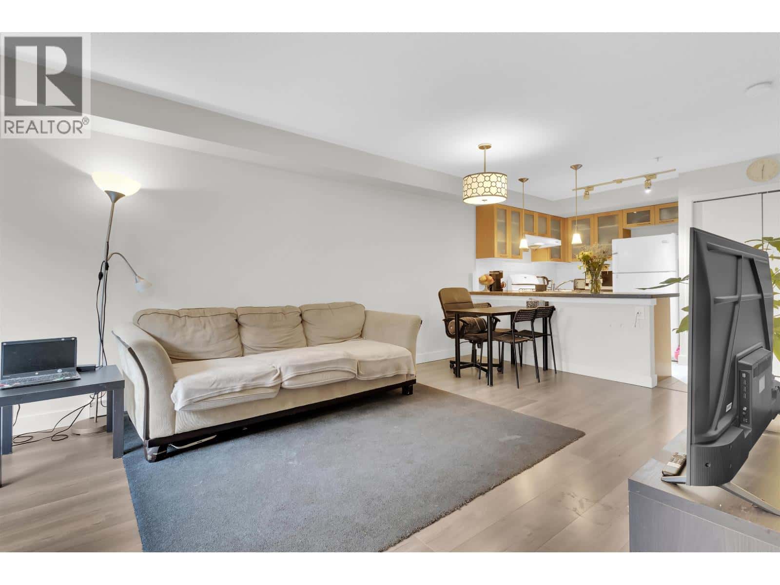 Richmond — Richmond - Photo 2 of 27