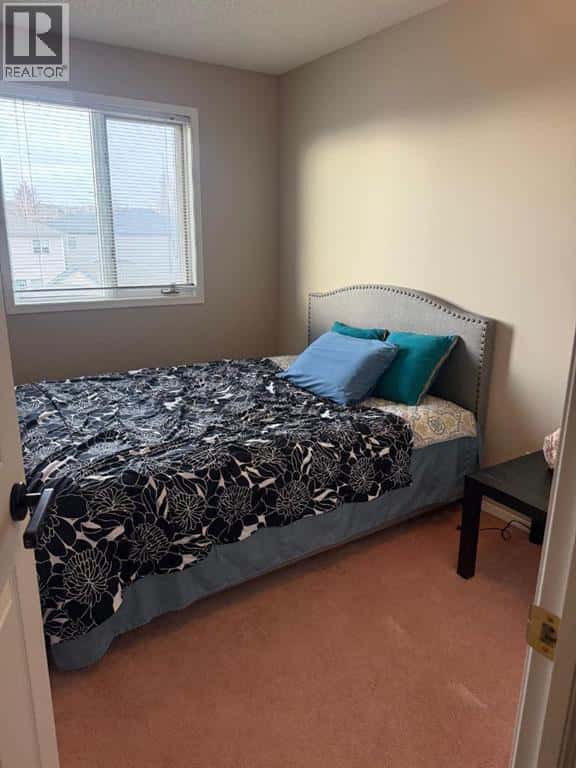 Calgary — Calgary - Photo 4 of 24