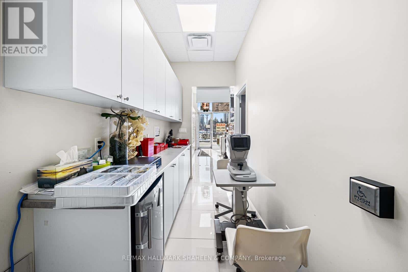 Richmond Hill (North Richvale) — Richmond Hill (North Richvale) - Photo 2 of 14