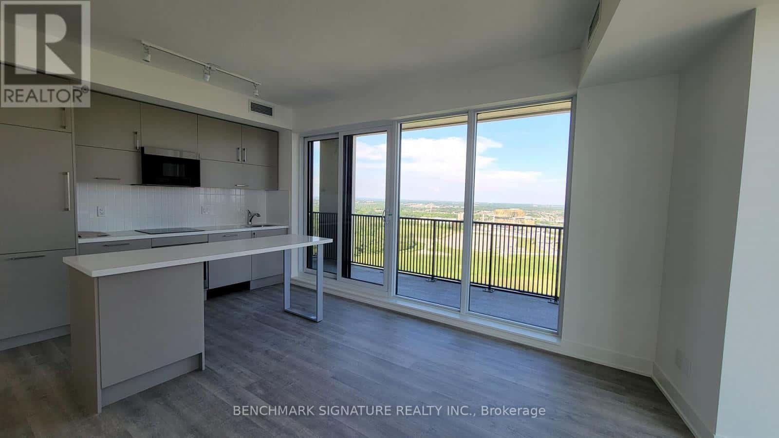 Markham (Unionville) — Markham (Unionville) - Photo 5 of 17