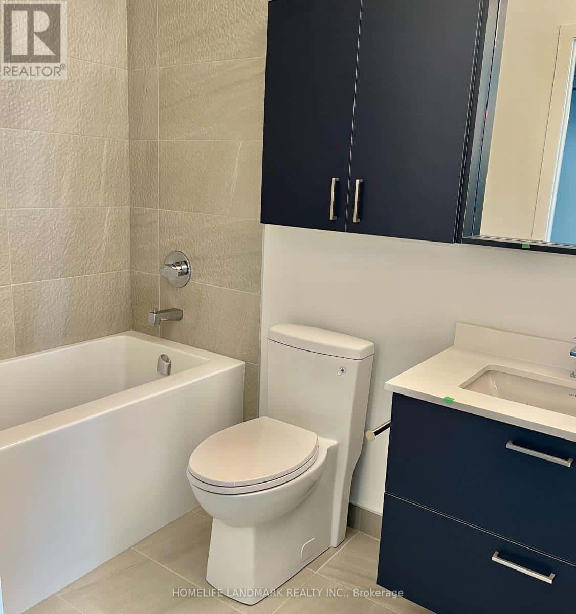 Vaughan (Brownridge) — Vaughan (Brownridge) - Photo 4 of 12