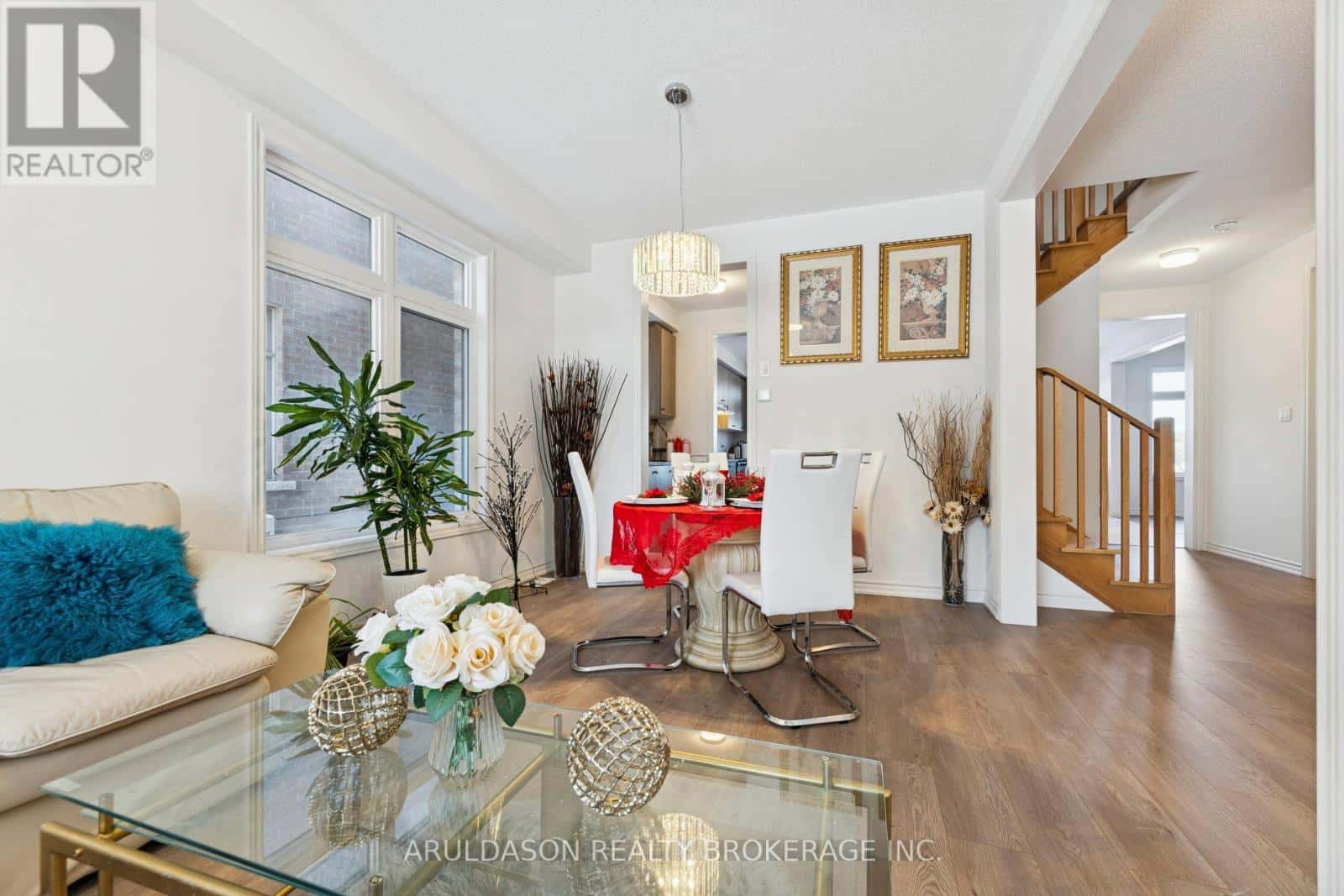 Cobourg — Cobourg - Photo 3 of 27